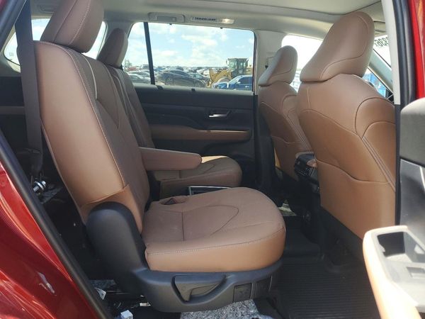 2026 TOYOTA GRAND HIGHLANDER