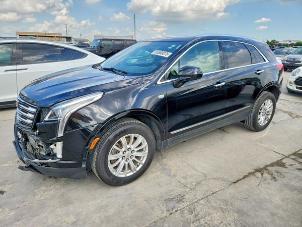 2017 CADILLAC XT5