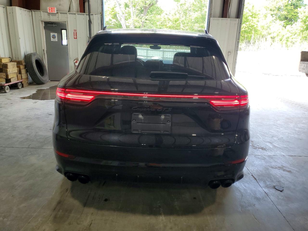 2021 PORSCHE CAYENNE