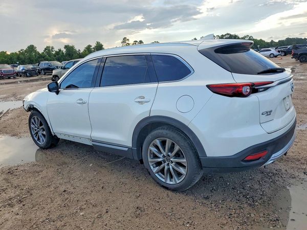 2018 MAZDA CX-9 Signature