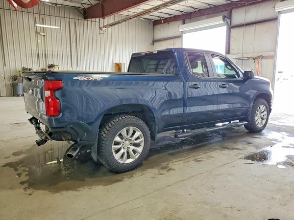 2020 CHEVROLET SILVERADO Custom