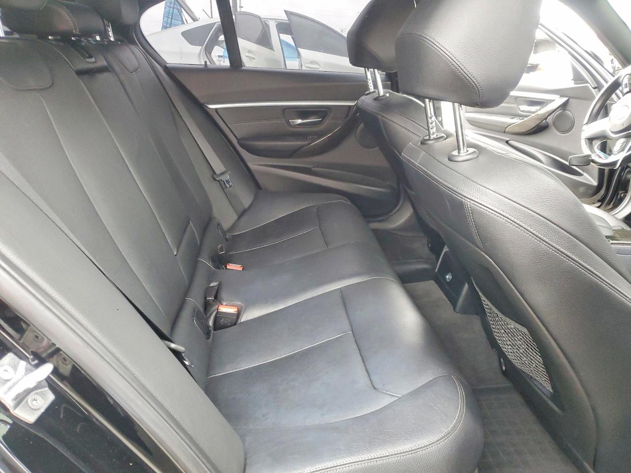2017 BMW 330 SA