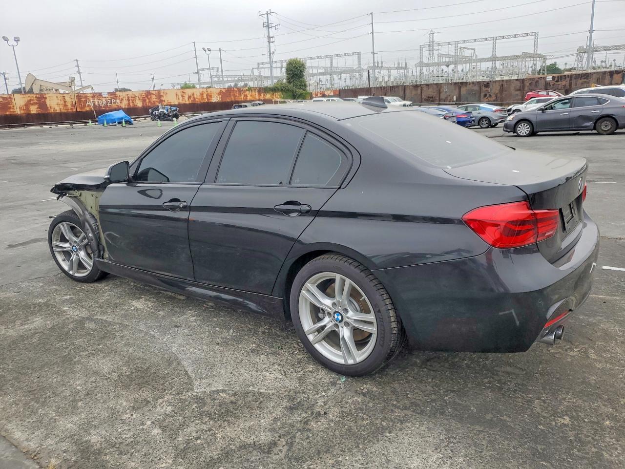 2017 BMW 330 SA