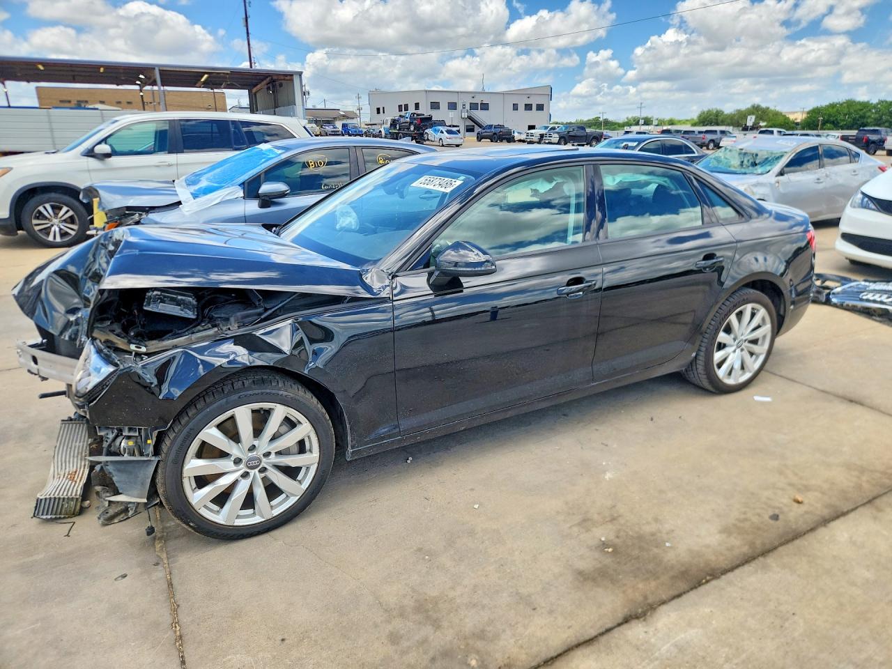 2017 AUDI A4 quattro Premium