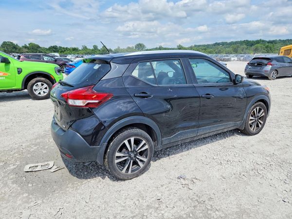 2019 NISSAN KICKS