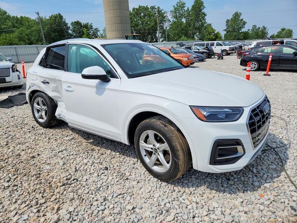 2022 AUDI Q5 quattro Premium