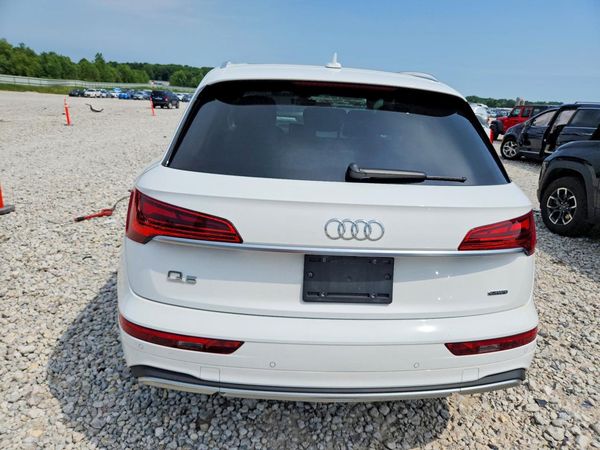 2022 AUDI Q5 quattro Premium