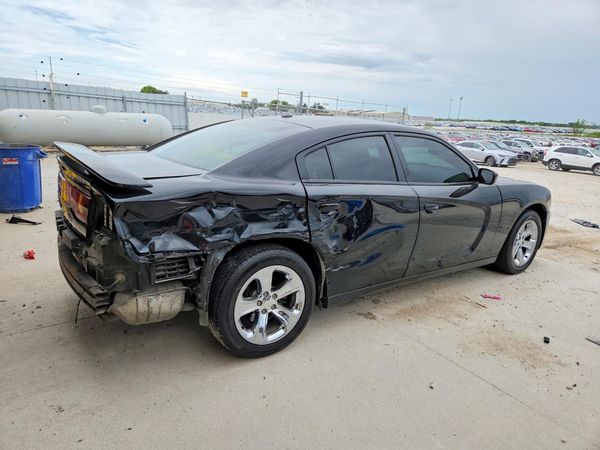 2013 DODGE CHARGER SE