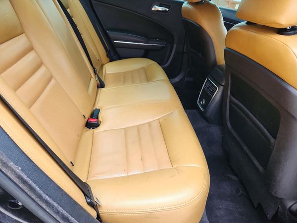 2013 DODGE CHARGER SE
