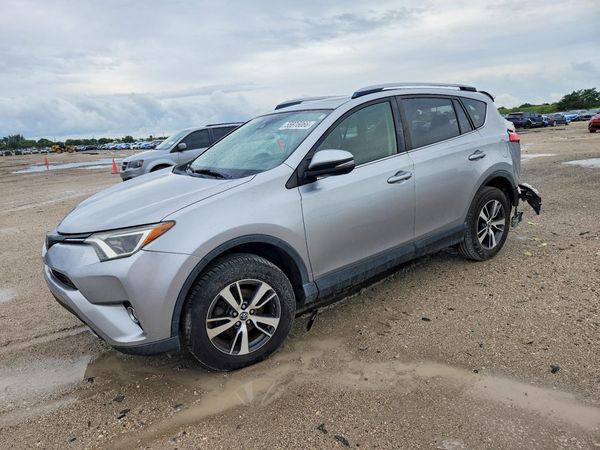2018 TOYOTA RAV4 Adventure/XLE