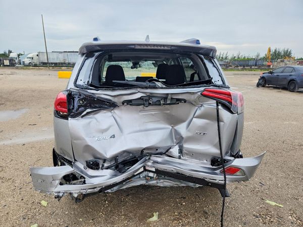 2018 TOYOTA RAV4 Adventure/XLE