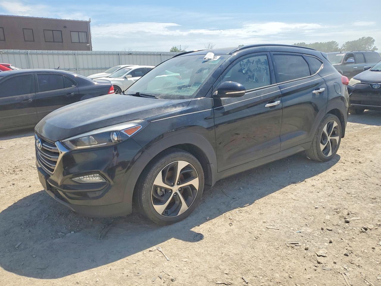 2016 HYUNDAI TUCSON