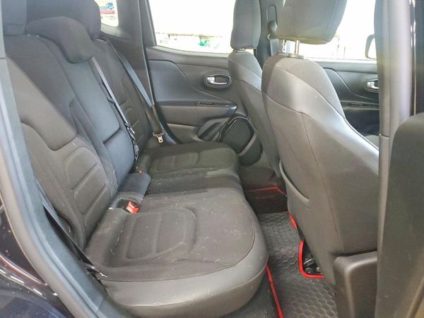 2016 JEEP RENEGADE LATITUDE 4X4