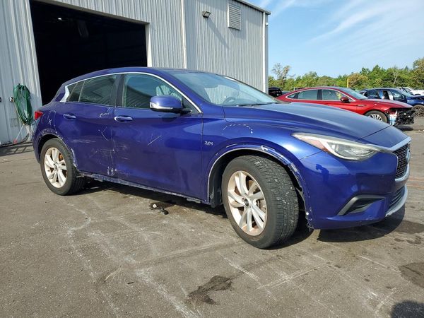 2018 INFINITI QX30