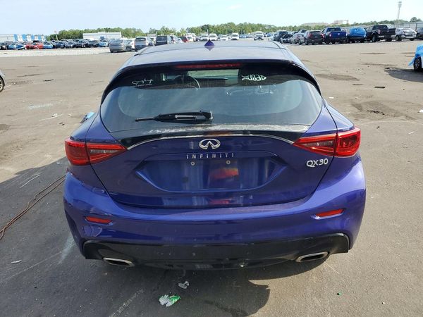 2018 INFINITI QX30