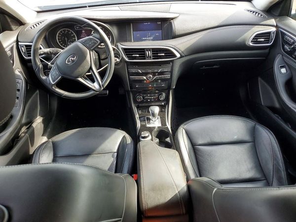 2018 INFINITI QX30