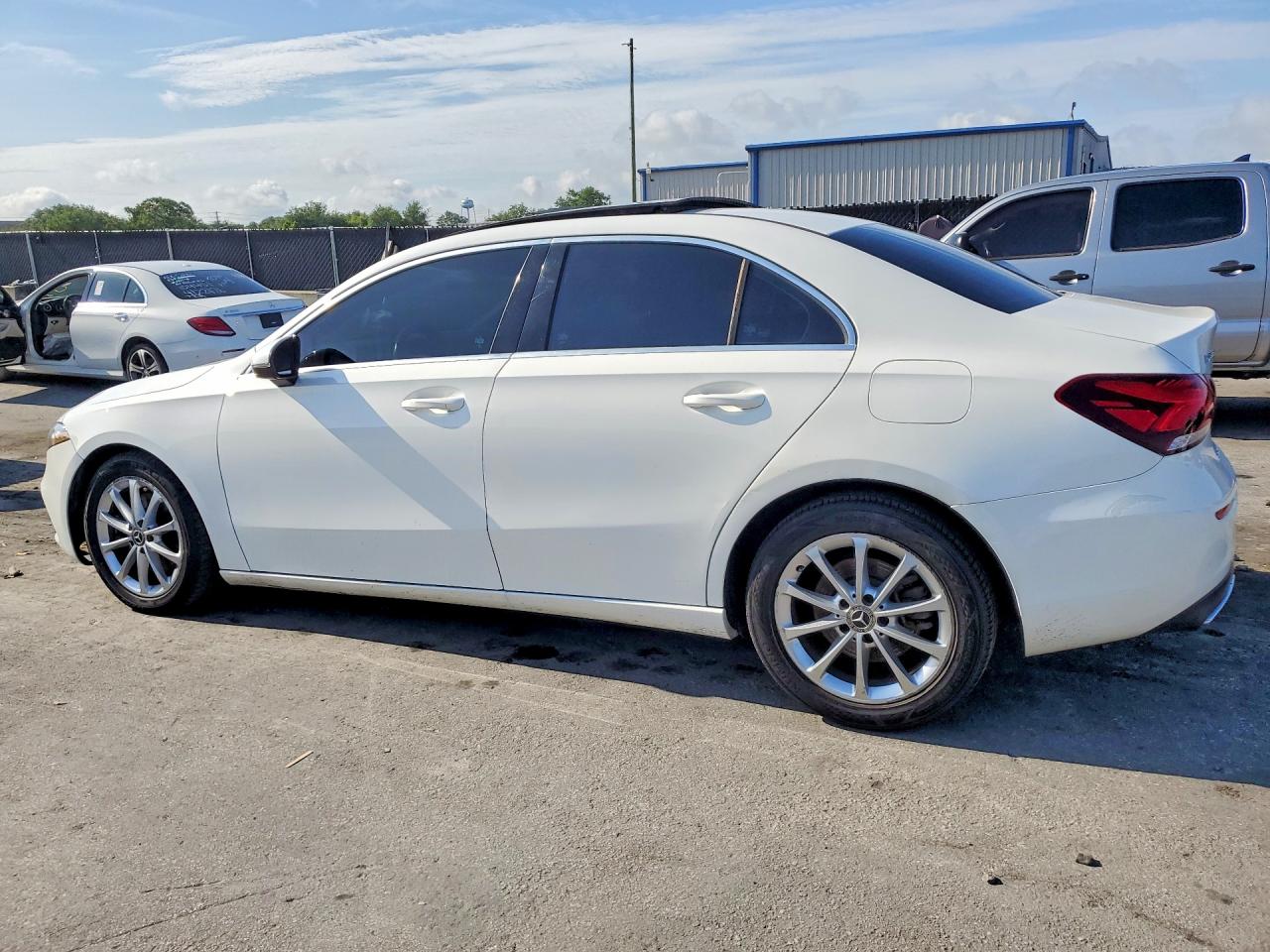 2020 MERCEDES-BENZ A A220