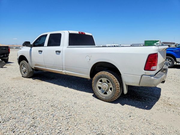 2018 RAM 2500 ST CREW CAB 4X4