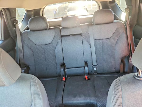2019 HYUNDAI SANTA FE SE