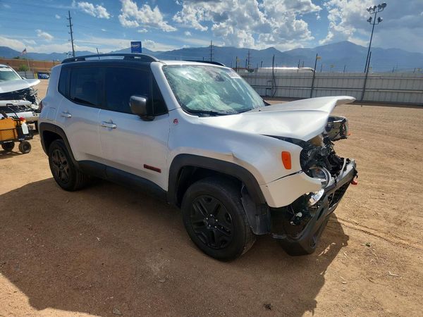 2018 JEEP RENEGADE TRAILHAWK 4X4
