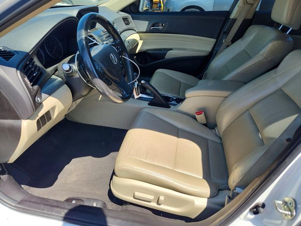2018 ACURA ILX Base/Acura Watch Plus