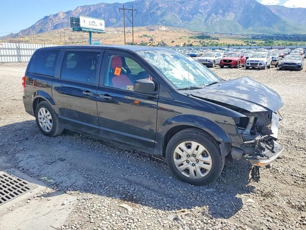 2019 DODGE GRAND CARAVAN SE