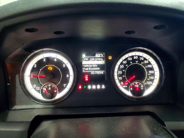 2018 RAM 2500 ST CREW CAB 4X4