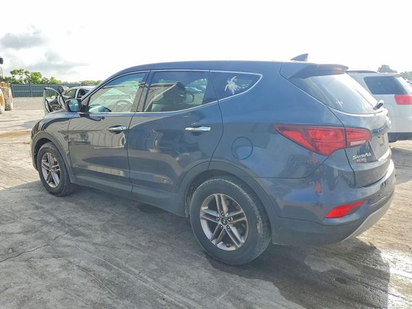 2017 HYUNDAI SANTA FE Base