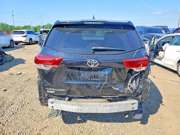 2017 TOYOTA HIGHLANDER SE/XLE