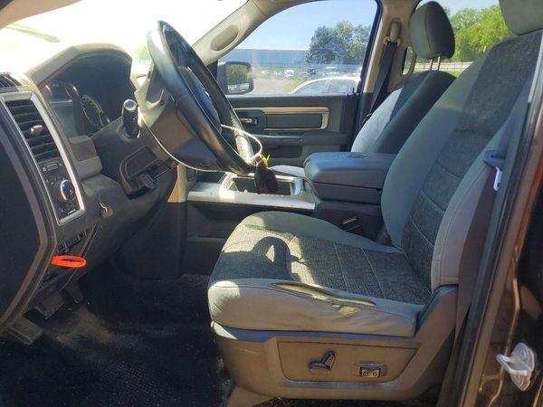 2017 RAM 1500 SLT