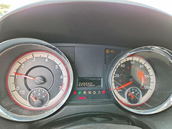 2013 DODGE GRAND CARAVAN SE