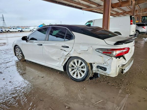2019 TOYOTA CAMRY