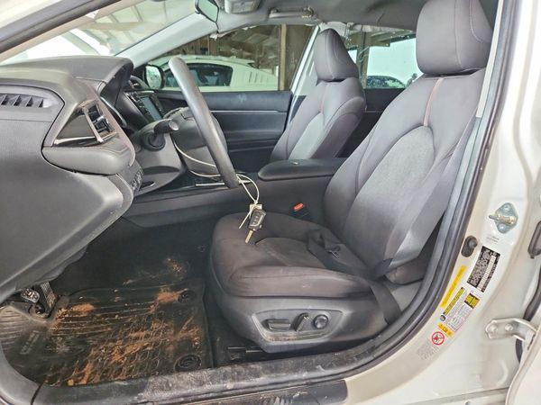 2019 TOYOTA CAMRY