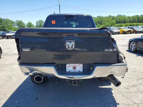 2016 RAM 1500 Laramie