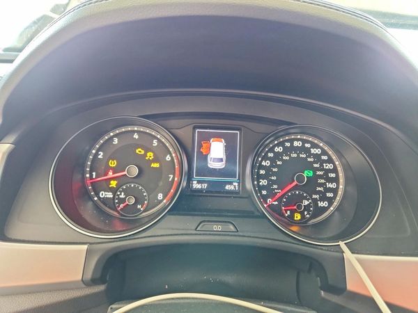2021 VOLKSWAGEN ATLAS SE w/ Tech