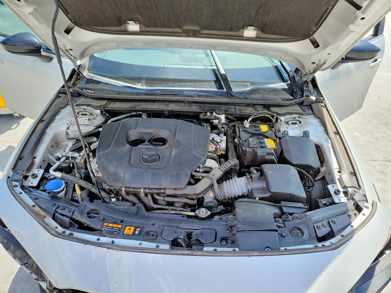 2024 MAZDA 3 Select Sport Package