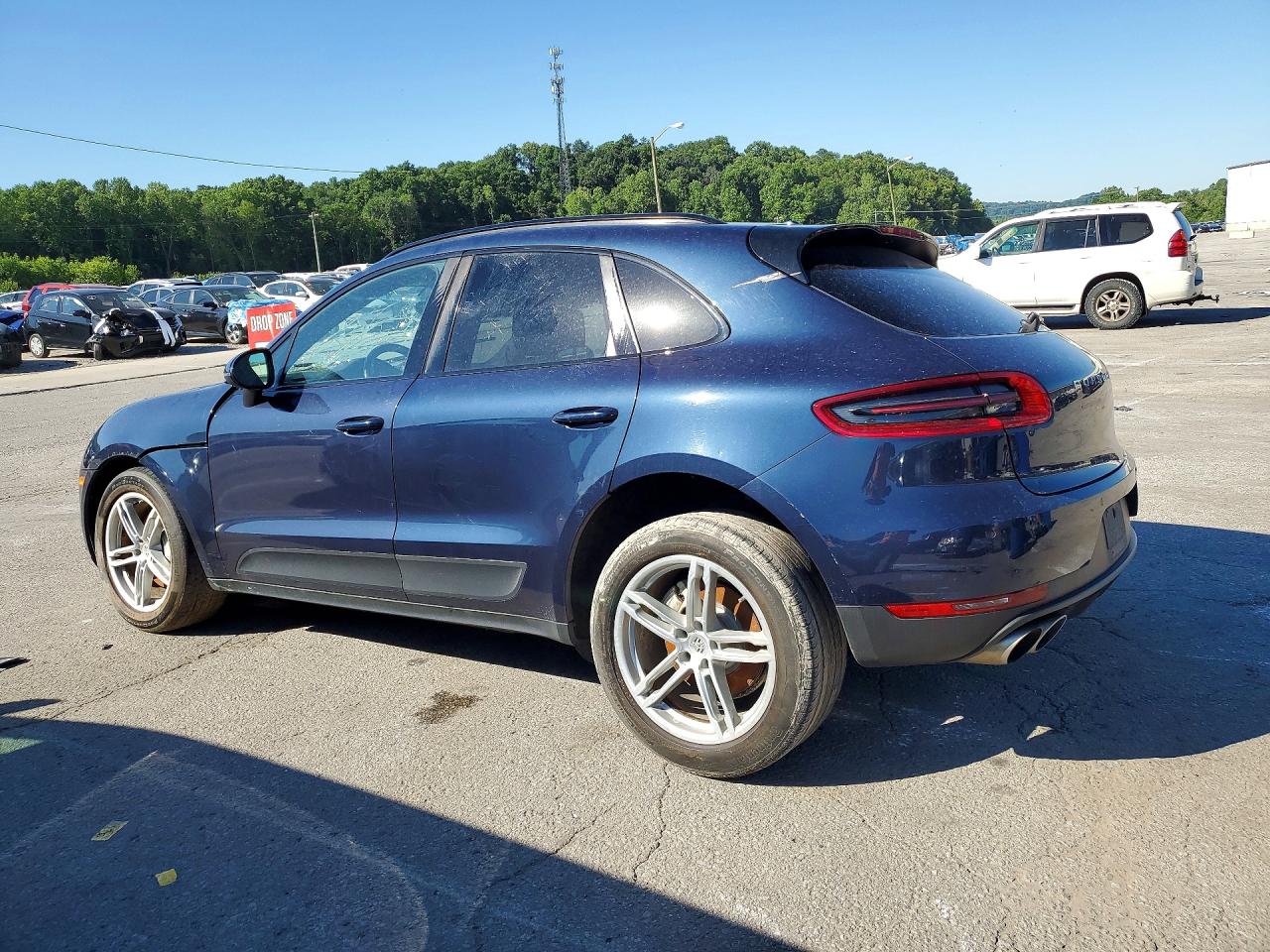 2015 PORSCHE MACAN