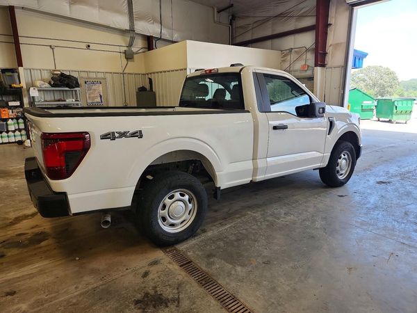 2025 FORD F150 XL