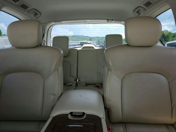 2015 INFINITI QX80
