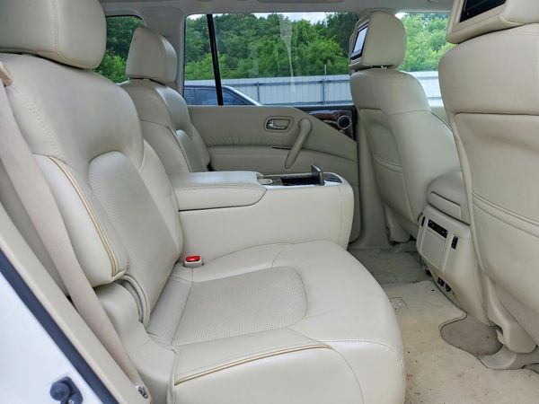 2015 INFINITI QX80