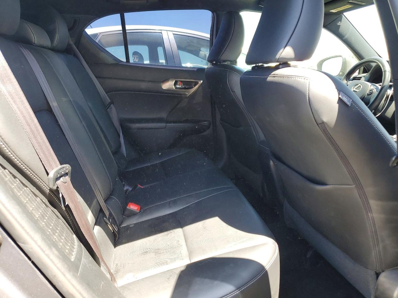2015 LEXUS CT 200h