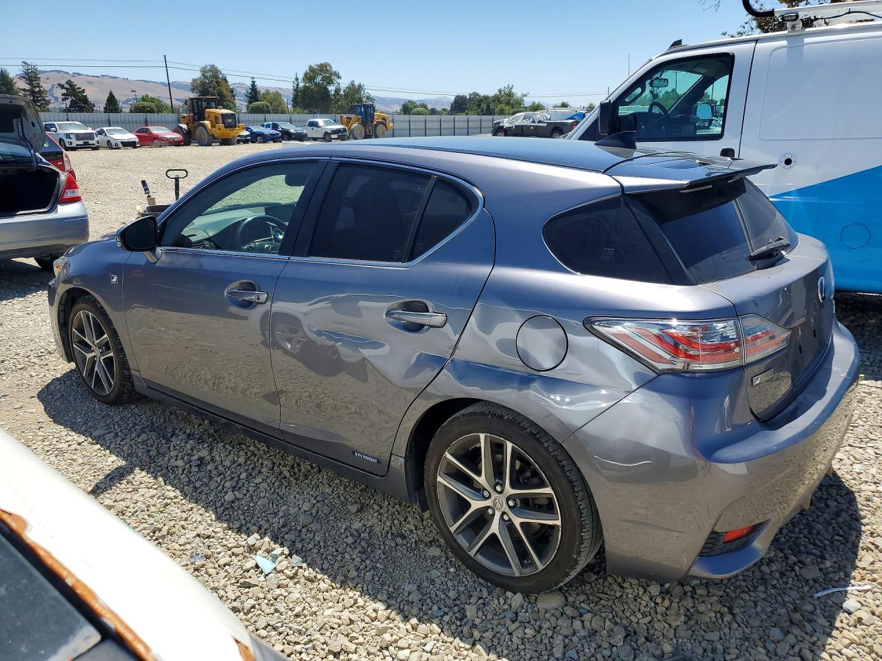 2015 LEXUS CT 200h