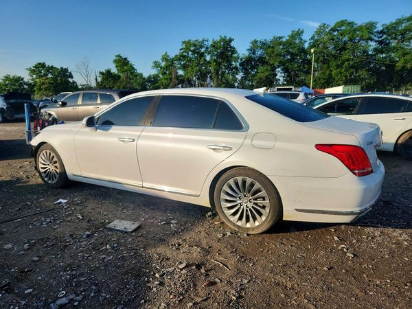 2018 GENESIS G90 5.0 Ultimate