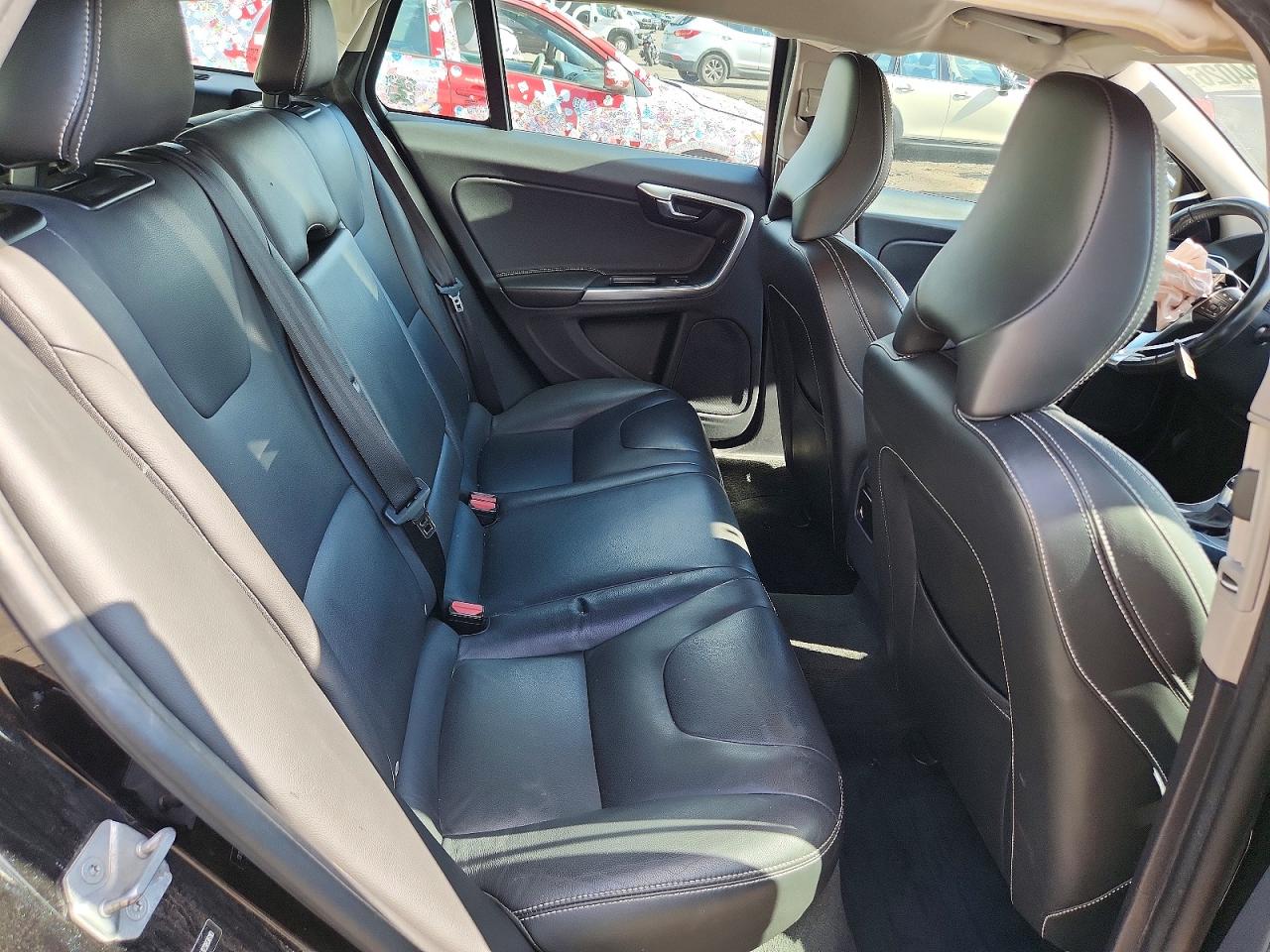 2018 VOLVO V60 Dynamic