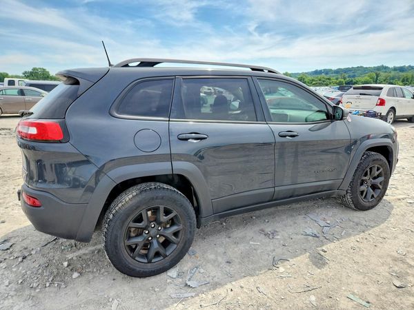 2016 JEEP CHEROKEE TRAILHAWK 4X4