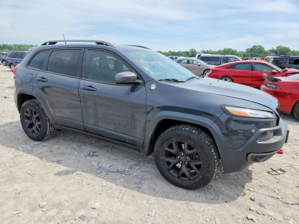 2016 JEEP CHEROKEE TRAILHAWK 4X4