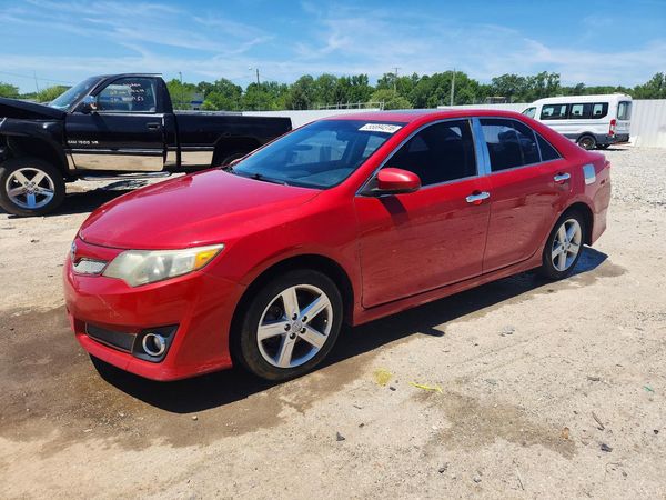 2013 TOYOTA CAMRY