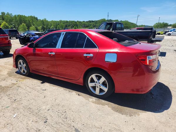 2013 TOYOTA CAMRY