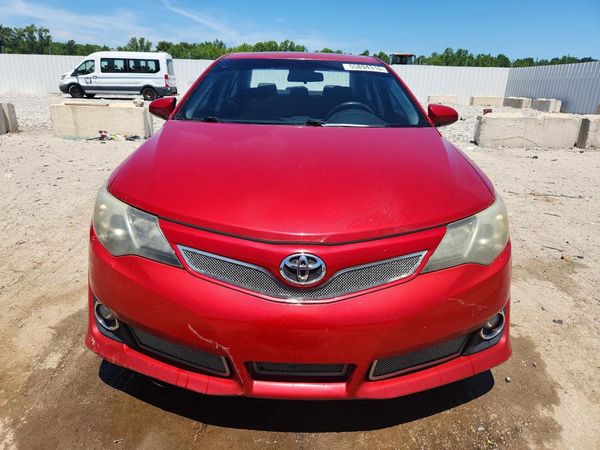 2013 TOYOTA CAMRY