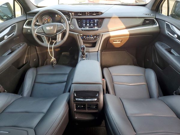 2022 CADILLAC XT5 PREMIU Premium Luxury